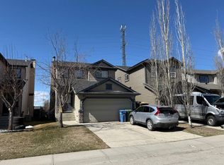 13 E Tuscany Ridge Mews NW, Calgary, AB T3L3B7