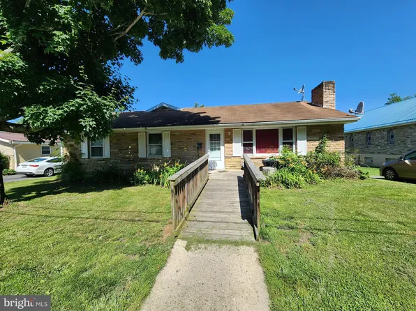 205 Roosevelt St, Westernport, MD 21562