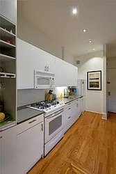 Sold by Space Marketing Shop