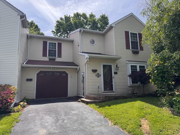 1739 Wendy Ln