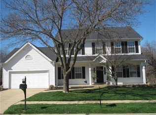 563 Arbor Meadow Dr, Ballwin, MO