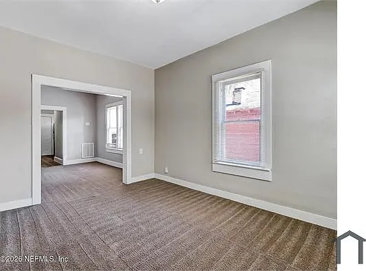 1519 W 6th St — Photo 7