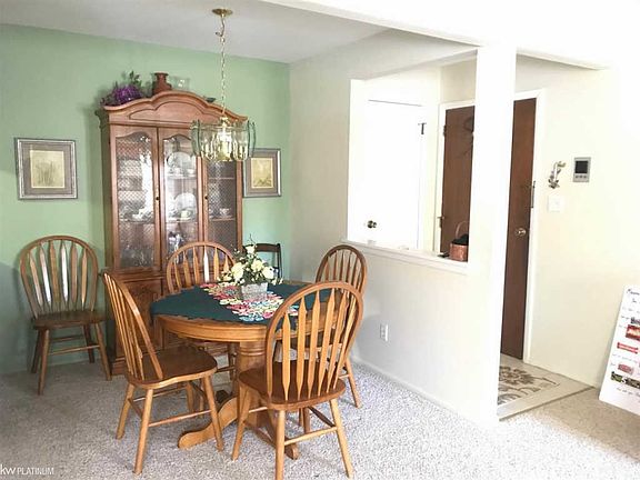 5th image of 810 Holland Ave Unit 0
