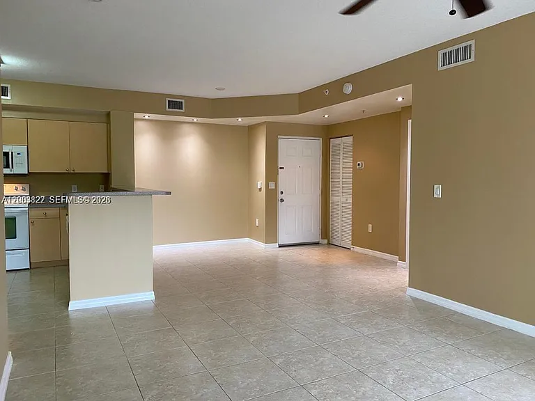 8060 N Nob Hill Rd #203 — Photo 10