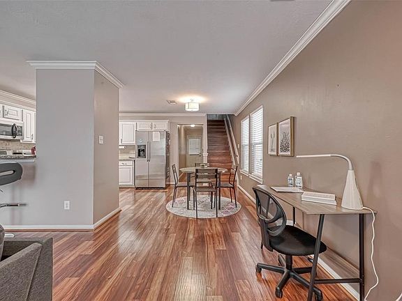 3rd image of 1204 Andrews St #1204