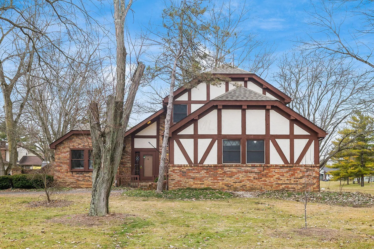 5326 Sandpiper Dr photo 1