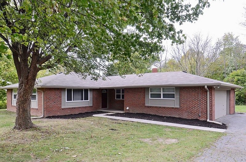 1st image of 2404 S Silver Lane Dr