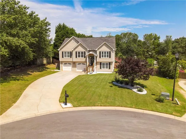 432 Nicole Ct, Winder, GA 30680