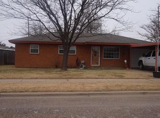 318 Arthur St, Tulia, TX 79088