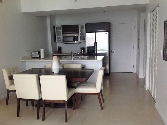 Dining & Kitchen