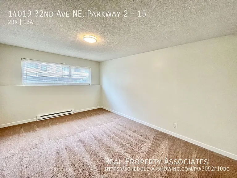 Parkway 2 — Photo 13