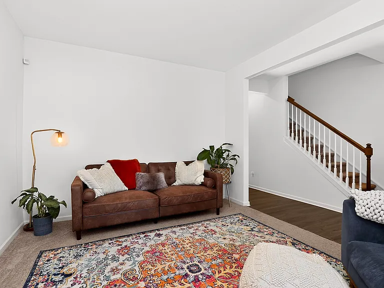 7132 Wheyfield Dr — Photo 4