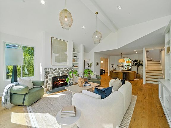 2nd image of 50 Sandy Creek Way