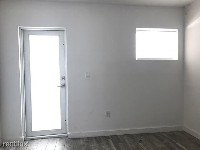 2nd image of 1035 Meridian Ave