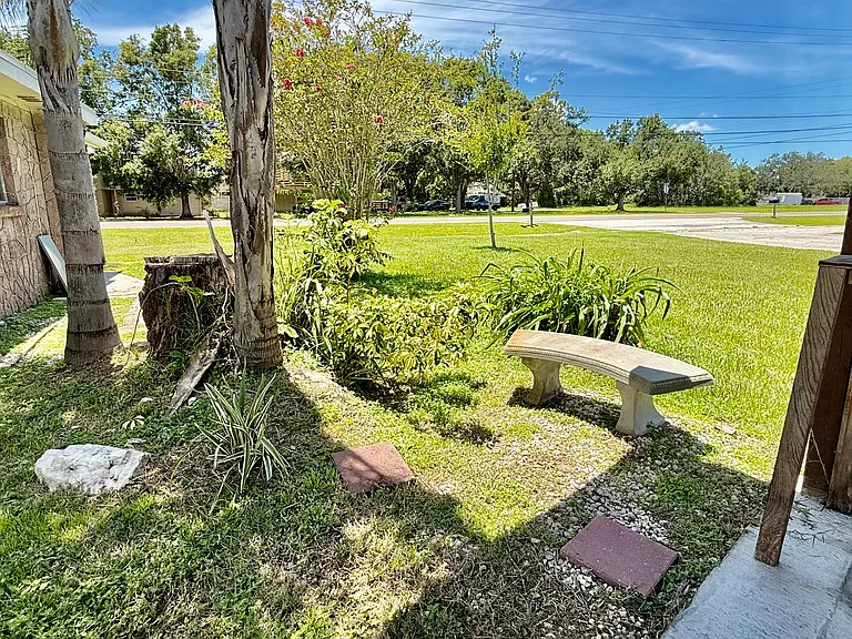 804 W Saint Petersburg Dr #804 — Photo 53