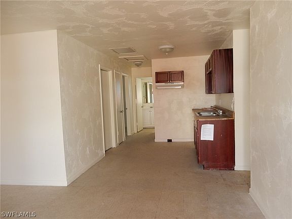 2nd image of 3708-3712 Estelle Ave
