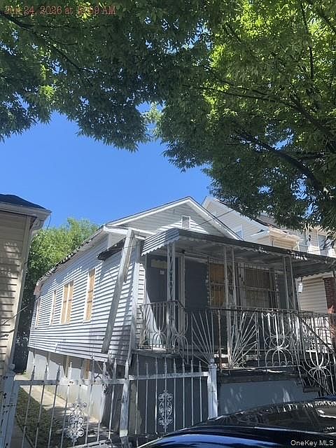 1st image of 453 BEACH Avenue