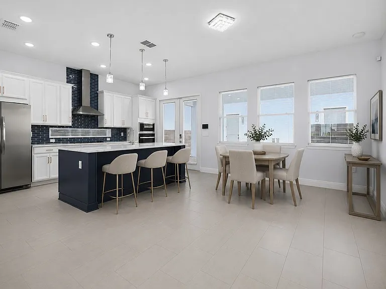 10322 Marconi Ave — Photo 8