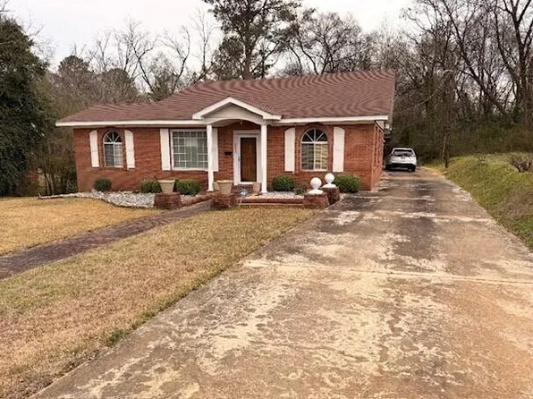 933 W Commerce St, Aberdeen, MS 39730
