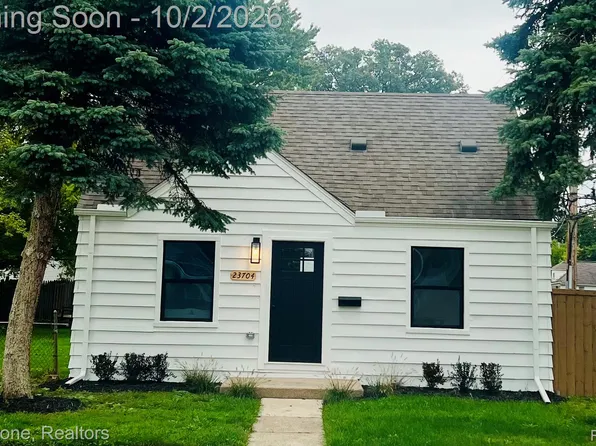 23704 Piper Ave, Eastpointe, MI 48021
