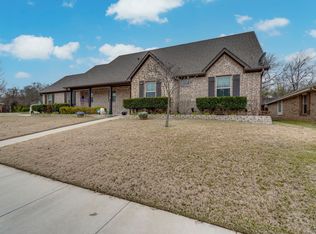 705 Green Acres Ln, Midlothian, TX 76065