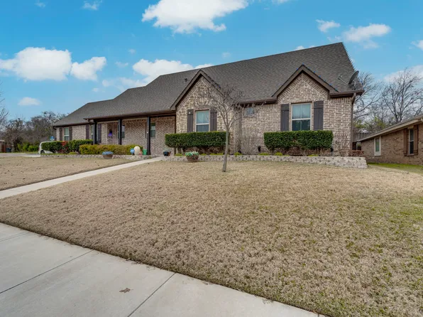 705 Green Acres Ln, Midlothian, TX 76065