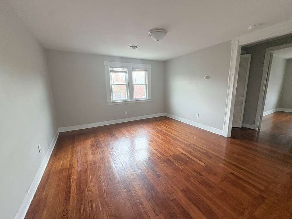 1st image of 357 Whalley Ave #33