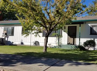 222 SW Westholm Ave, Grants Pass, OR 97526