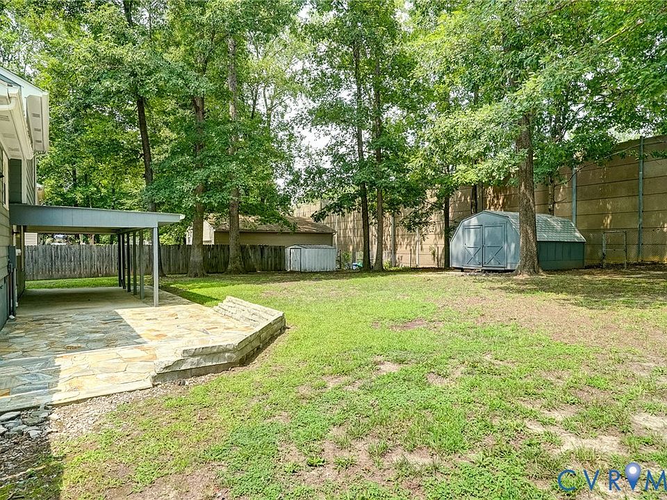 2nd image of 4025 Robert E Lee Dr