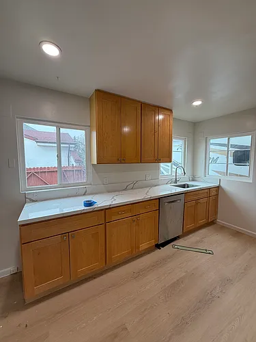 170 W K St #1 Photo 1