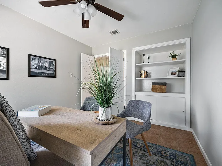 1406 Radam Cir — Photo 23