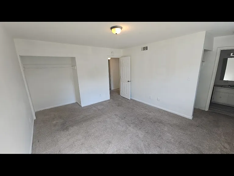 9105 Spyglass Pl #C — Photo 15