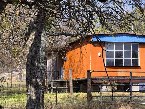 2nd image of 1386 Palmyra Rd