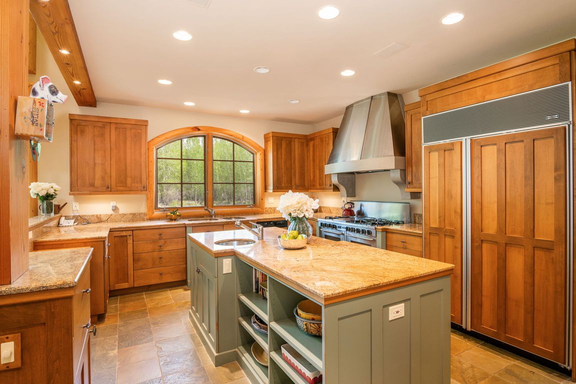 next background image