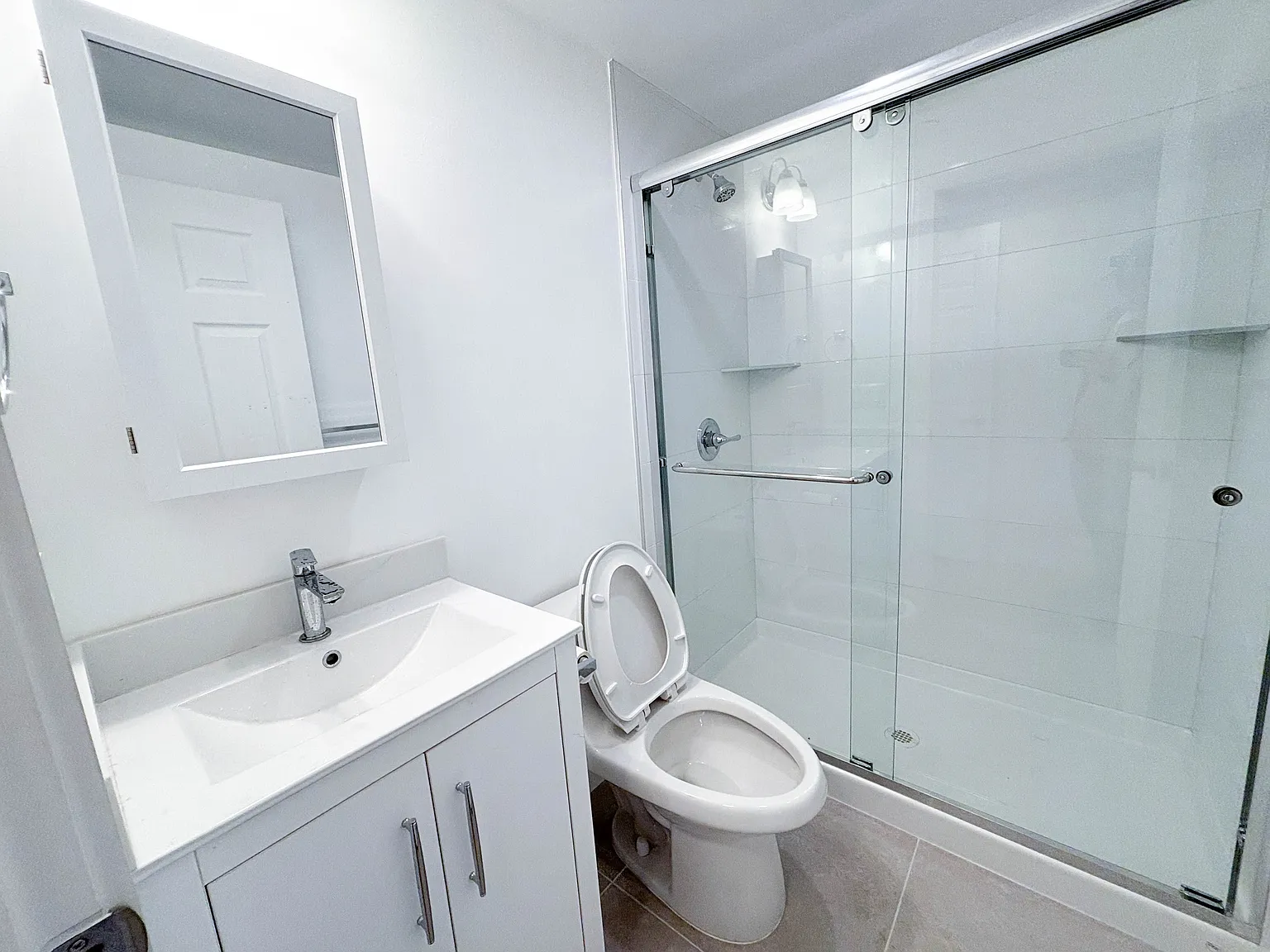 1 bed, 450 sqft, $2,600 — Photo 4
