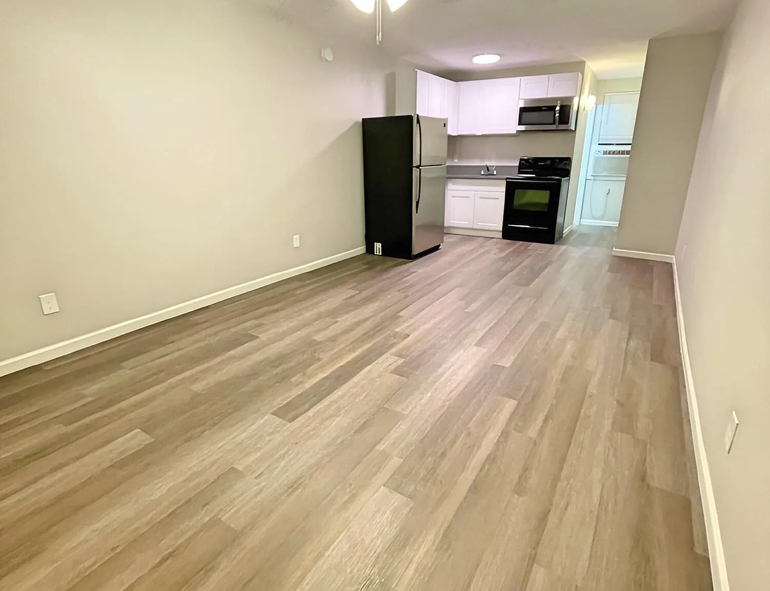 432 E 9th Ave — Photo 2