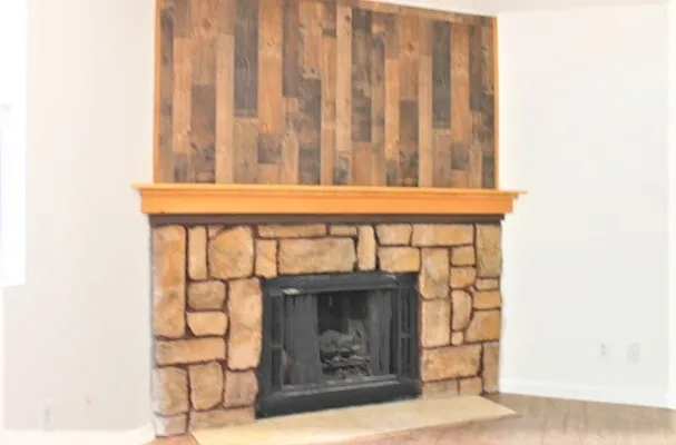 349 Gahart Dr #B — Photo 6