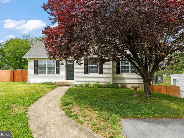 106 Plantation Dr, Winchester, VA 22602