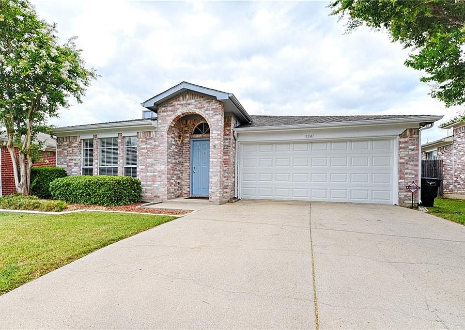 1st image of 8041 Iris Cir