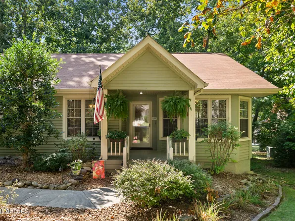 25 Overlook Ter, Fairfield Glade, TN 38558