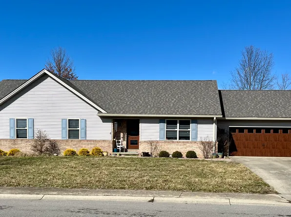 6000 E Pioneer Pl, Columbus, IN 47203