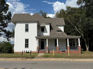 272 S A Graham Blvd, Brundidge, AL 36010