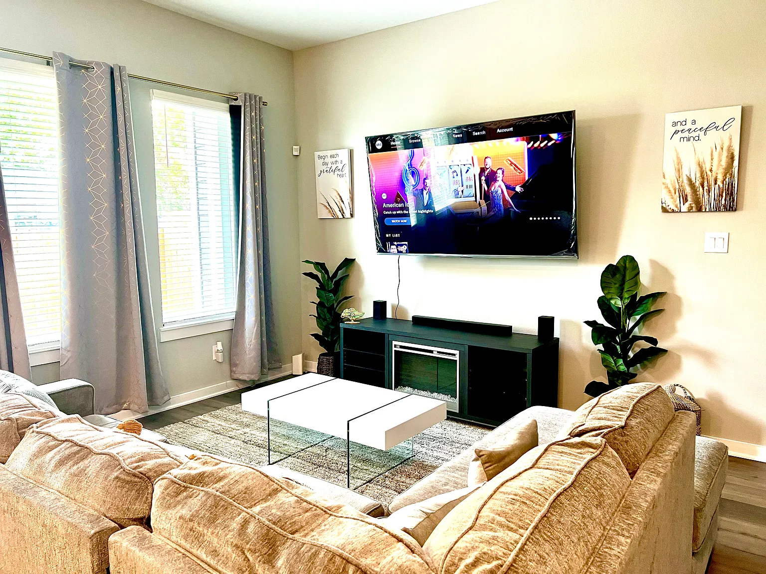 1 bed, 1.5 bath, 2129 sqft, $1,100 — Photo 3