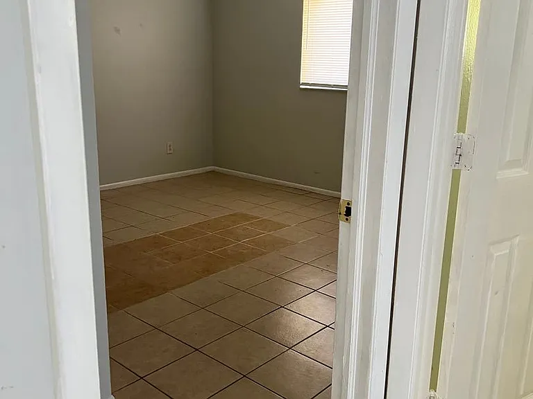 1517-21 SW Santa Barbara Pl — Photo 4