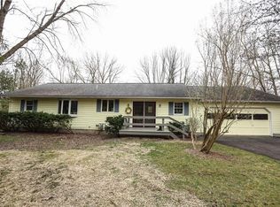 35 Scott Crescent Dr, Scottsville, NY 14546