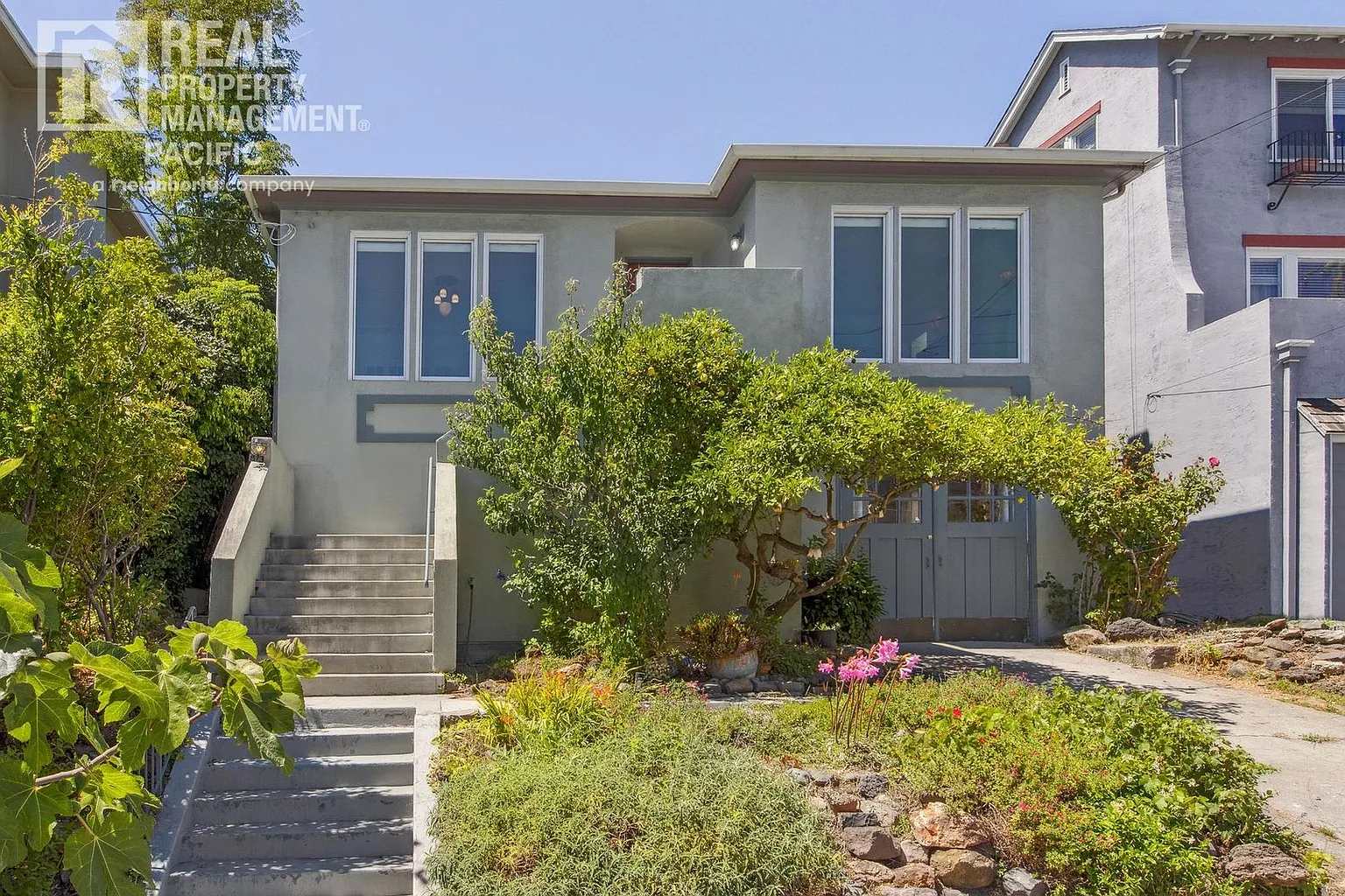 873 York St photo 1