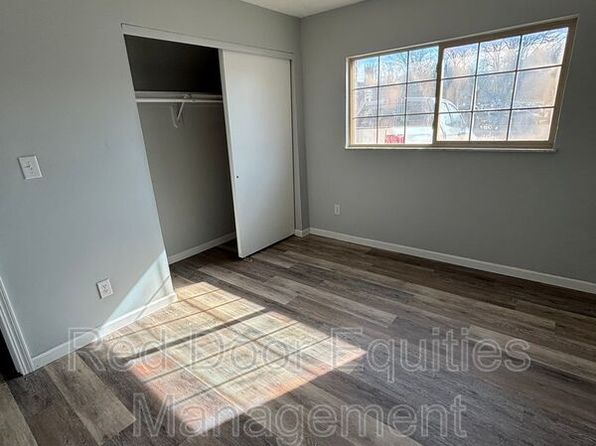 117 W Walnut St APT 1B