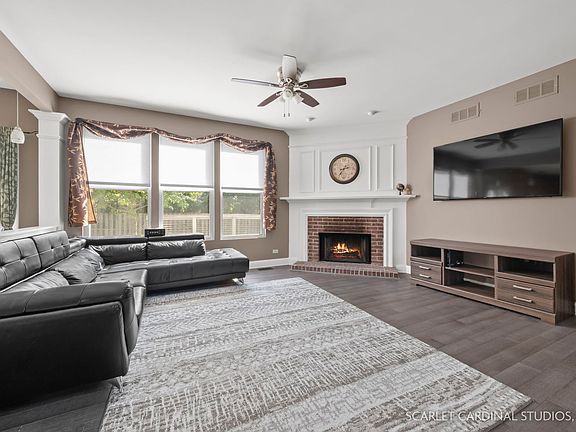 3rd image of 25003 Wright Ln