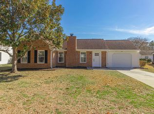 156 Woodlake Dr, Murrells Inlet, SC 29576