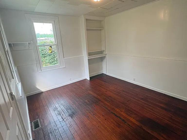 518 N Pershing Ave #1 — Photo 8